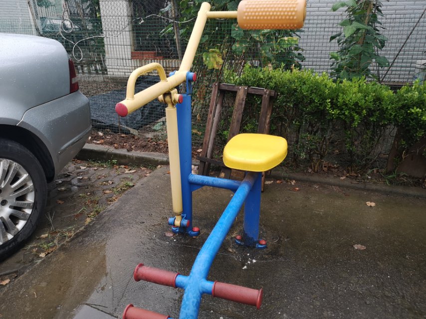 腹背鍛煉器