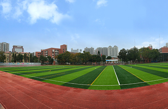 廣州市第五中學足球場